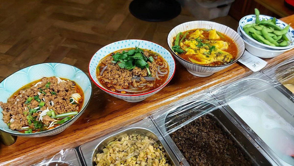 Happy 1st of September 🎉 It feels like autumn is coming 🍁
We are going to keep Lunch service only for now at Aldgate location🌞
We'll let you know when we are back for dinner service🌛
Meanwhile, at Jackalope, we are open from Tuesday to Saturday for lunch and dinner 🍜