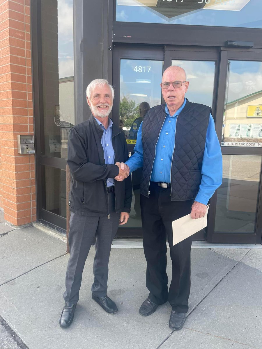ocbadminton2's tweet photo. We extend our heartfelt gratitude to Jim Thompson for his generous donation of shares! Did you know the Society is equipped to accept stocks,  and other securities?   This offers the ability to receive a charitable tax receipt to lower your yearly taxes. @hospiceolds1 https://t.co/bNYMcfJI0o