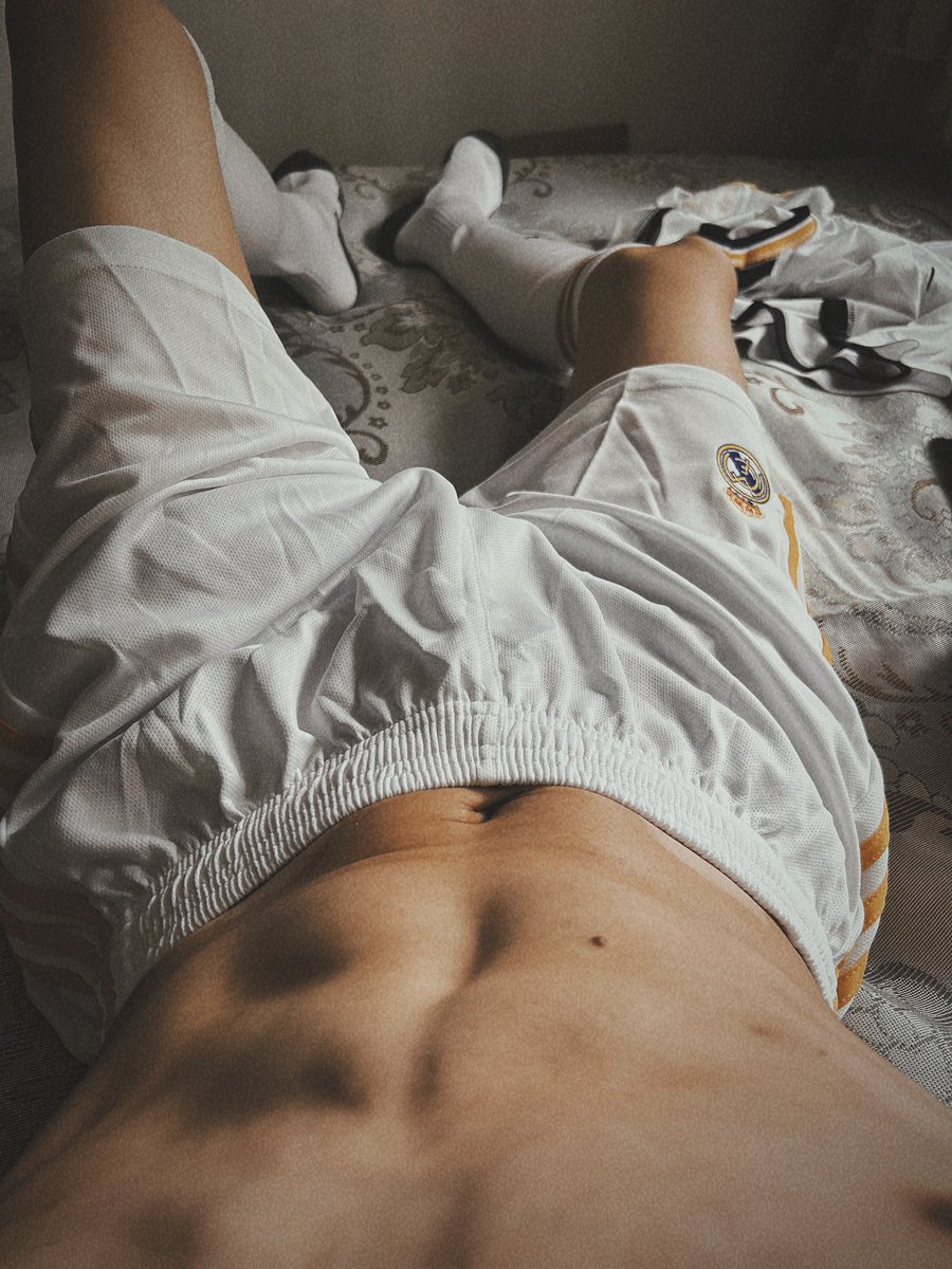 lcary10's tweet photo. 黑白__，__无常啊 https://t.co/DKGgs2FPrx