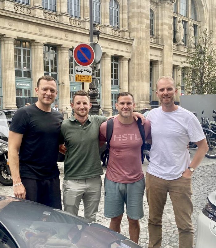 Wayne Barnes (@waynebarnesref) on Twitter photo Amazing who you can bump into at Gare du Nord!
See you in 60 days England.
<a href="/rugbyworldcup/">Rugby World Cup</a> #RWC2023 Amazing who you can bump into at Gare du Nord!
See you in 60 days England.
<a href="/rugbyworldcup/">Rugby World Cup</a> #RWC2023