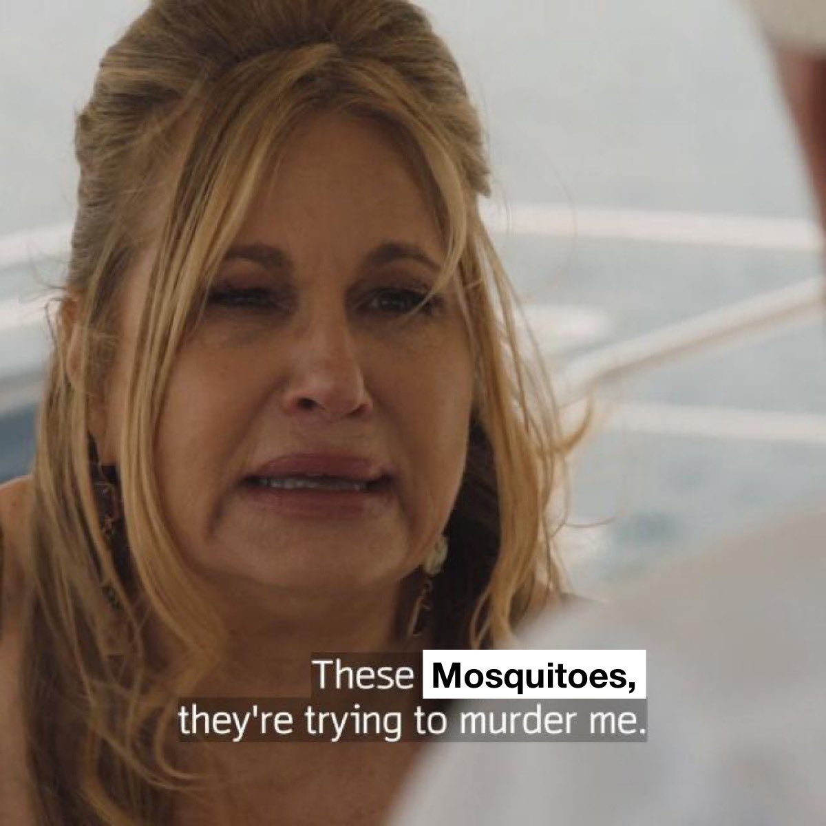 americanamemes's tweet photo. People in LA the past couple weeks: https://t.co/XUPdDoKI6s
