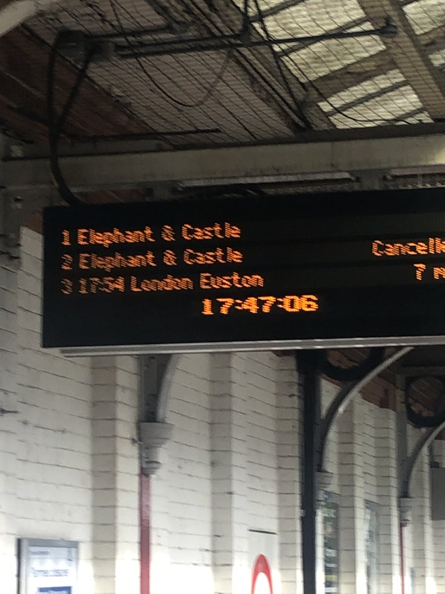 neslurt's tweet image. Just another day of regular irregularities on the #Bakerloo line… @tfl @MayorofLondon