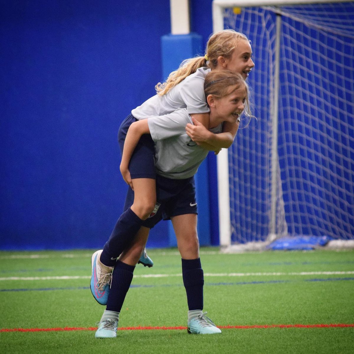 SEsoccerclubCT's tweet photo. 𝐂𝐎𝐌𝐄 &amp; 𝐉𝐎𝐈𝐍 𝐔𝐒

We are excited to invite any 2015 Girls to attend a team practice this fall &amp; learn a little more about the club. 

Interested families are asked to contact our Director of Operations, Tom Butler at tom.butler@southeastsoccerclub.com. 

#SSCPride https://t.co/9fQ8bSzlw3