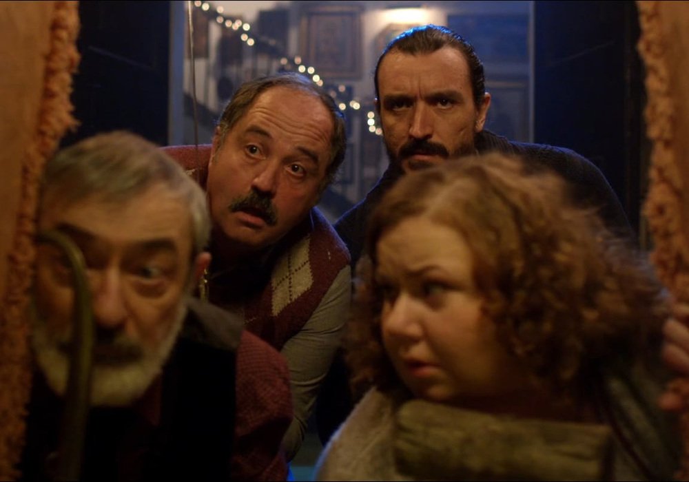 Amor_De_Cine's tweet photo. Ojalá tengamos la oportunidad de poder verla pronto en las carteleras 🇪🇸. Mientras tanto podéis disfrutar de su anterior obra, #MatarADios (escrita y dirigida a cuatro manos junto a #AlbertPintó) en plataformas como @PrimeVideoES, @FlixOle y @MovistarPlus. https://t.co/rek8wCm7Yb