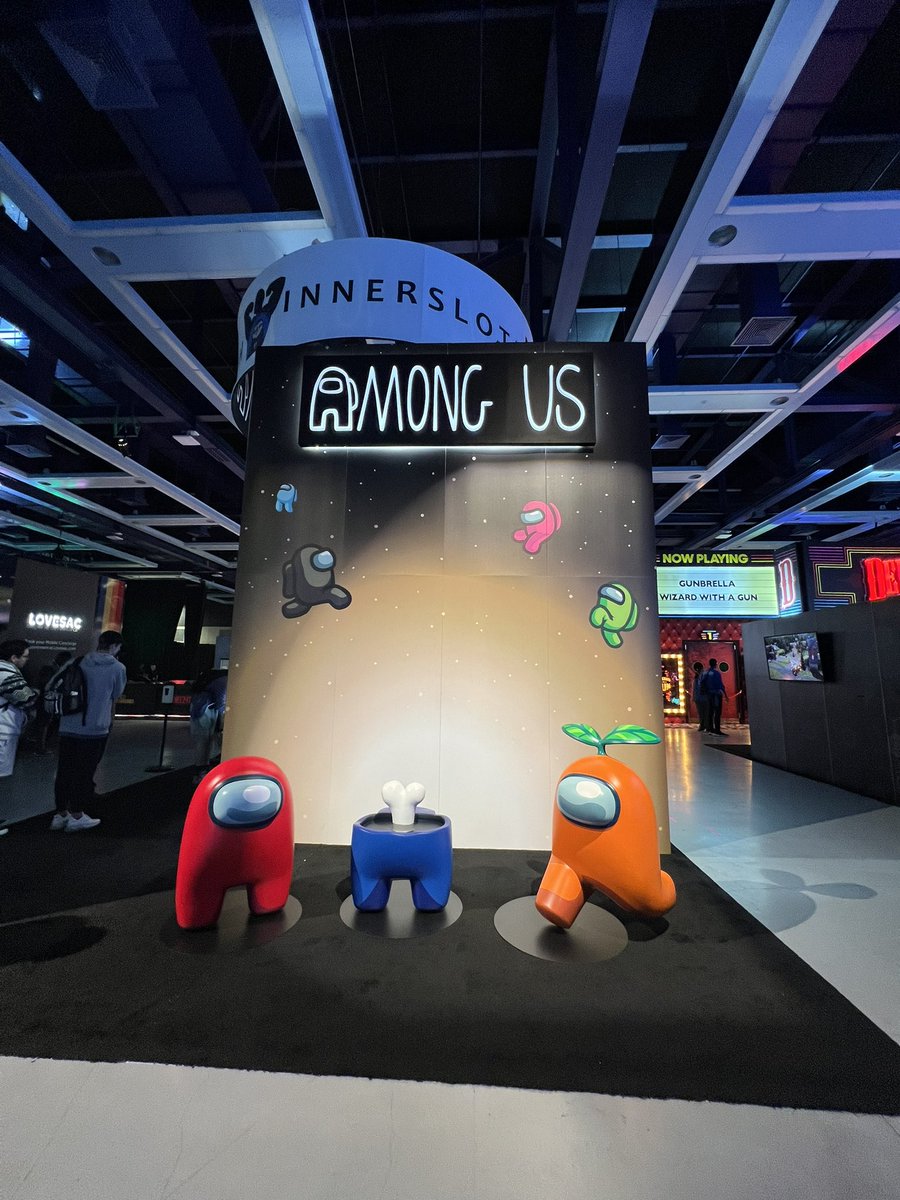 AmongUsGame's tweet photo. PAX WEST!!!

Come to Booth 571 in the Arch Building for:
💳 - A real life card swipe machine! Play it and win prizes
📸 - Lifesized Crewmate photo opp
💰 - Merch, including our official Pinny Arcade Pin! 

SEE YOU SOOOON!!!! https://t.co/LyNoUuEEkm