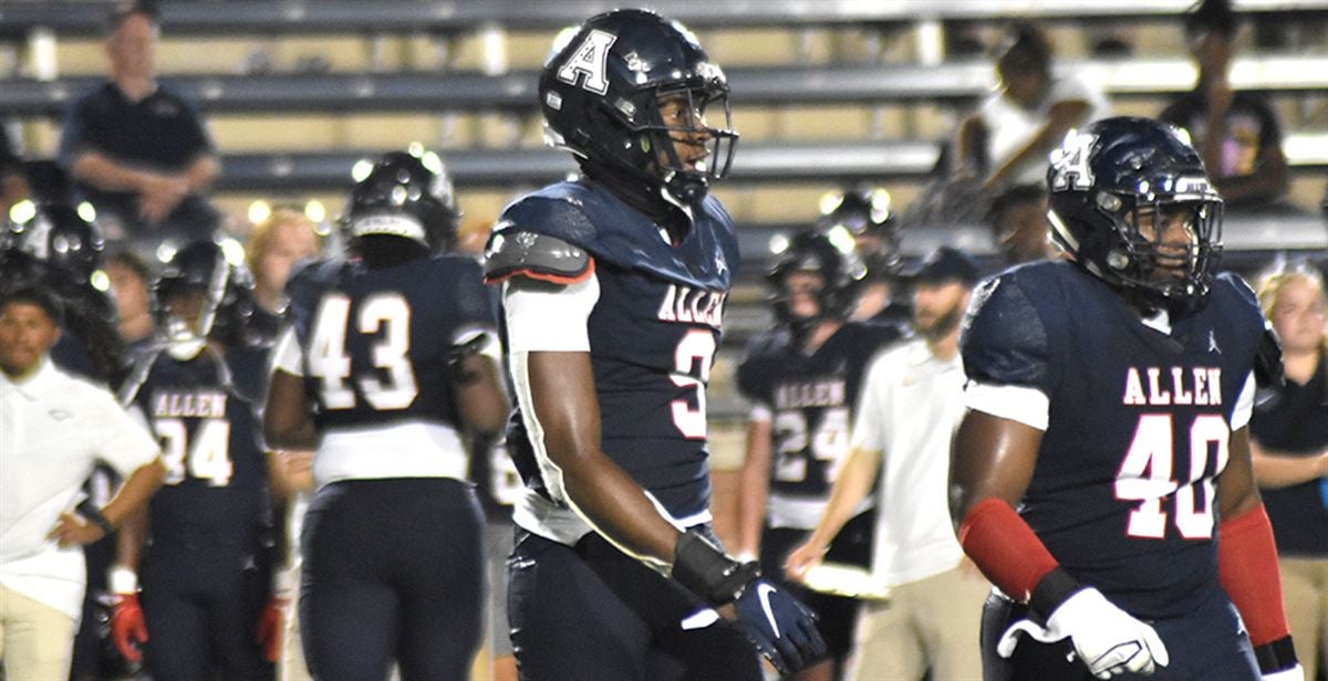 A commitment date is on the calendar for #Texas edge target Zina Umeozulu 247sports.com/college/texas/… #HookEm