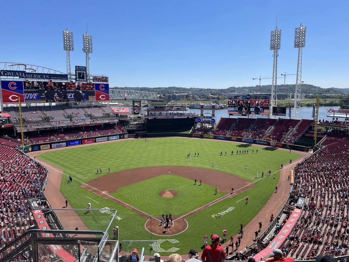 JosephVanHook's tweet photo. Let’s go Reds! https://t.co/pOlOcUwRU3