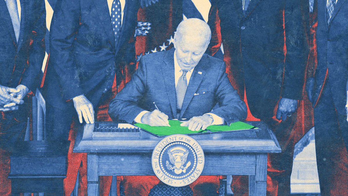 The IRA offers a tangible preview of its impact as emerging figures reveal progress. Over a decade, it aims for 40% carbon cut by 2030 via climate incentives.

A year in, it's shown promise, exciting climate advocates &amp; revealing transformative potential.

fastcompany.com/90938486/infla…