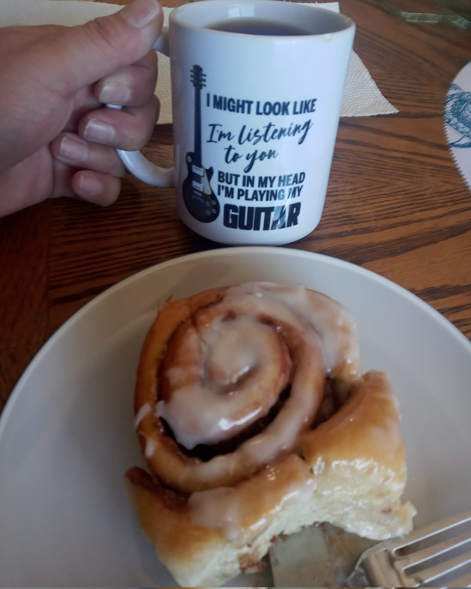 EliPollack2's tweet photo. Break time! https://t.co/pRRvUb52KT