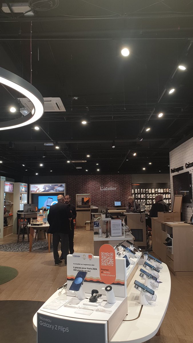 C est la rentrée  à la @GDT de leers ...merci à Fadel et son equipe pour les échanges 
A fond la fibre