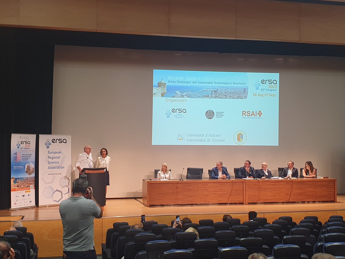 A Graeco-Roman er(s)a? Many congratulations to <a href="/polimi/">Politecnico di Milano</a> prof Roberta Capello &amp; <a href="/panteion/">Panteion University</a> prof Yannis Psycharis, new president and vice-president of <a href="/ERSA_org/">ERSA</a> #European #Regionalscience