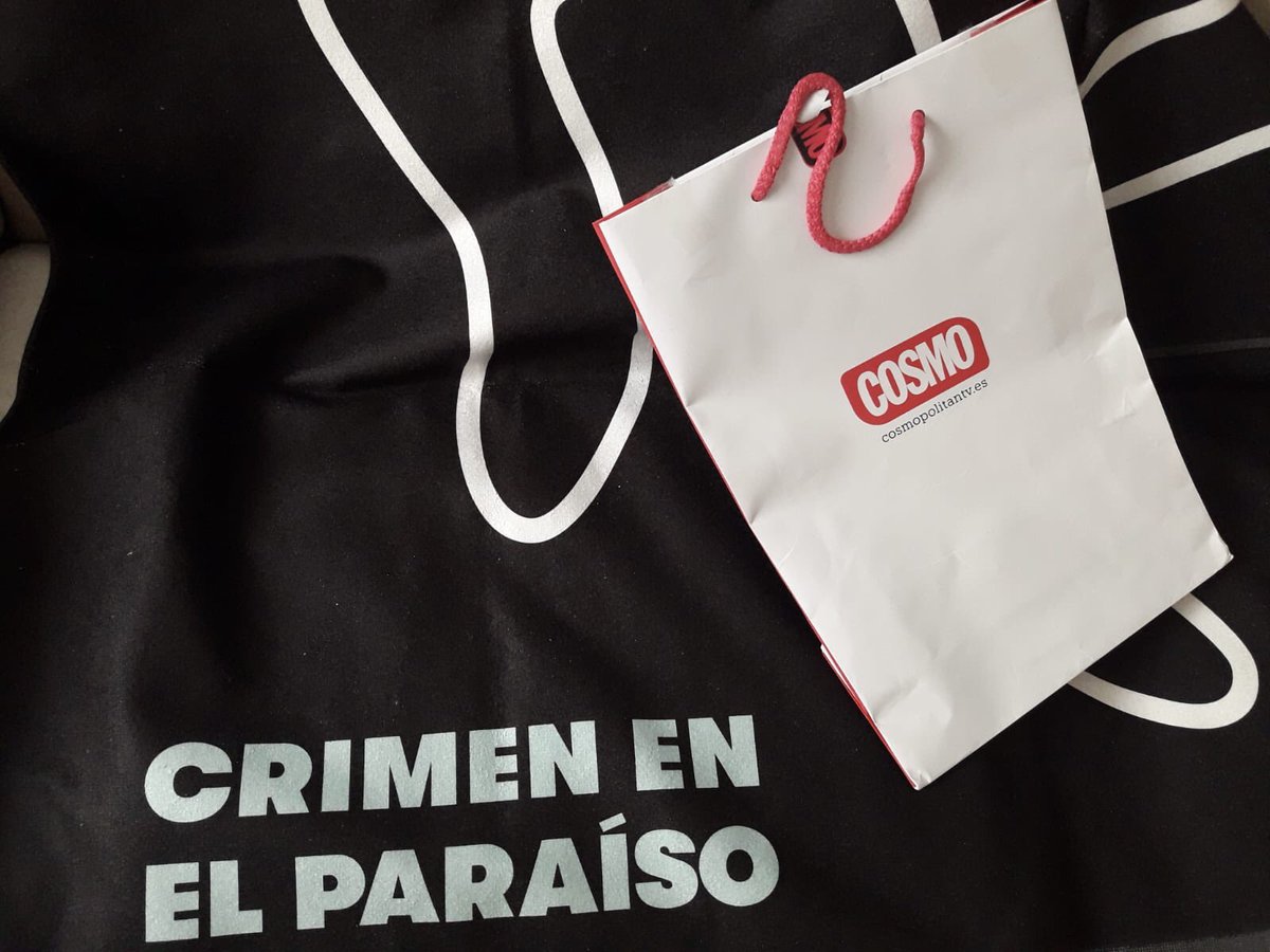 profelaurams's tweet photo. Ya conmigo! 
Qué ganas de usarla estos últimos días de vacaciones 🫶🏻

Gracias @CanalCOSMO https://t.co/MroJgYal8E