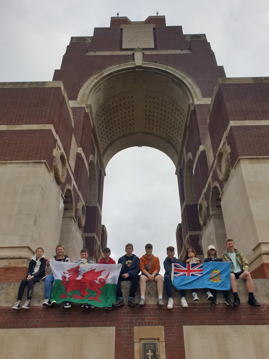 372 (Barry) Squadron tweet media