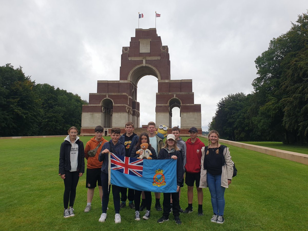 372 (Barry) Squadron tweet media