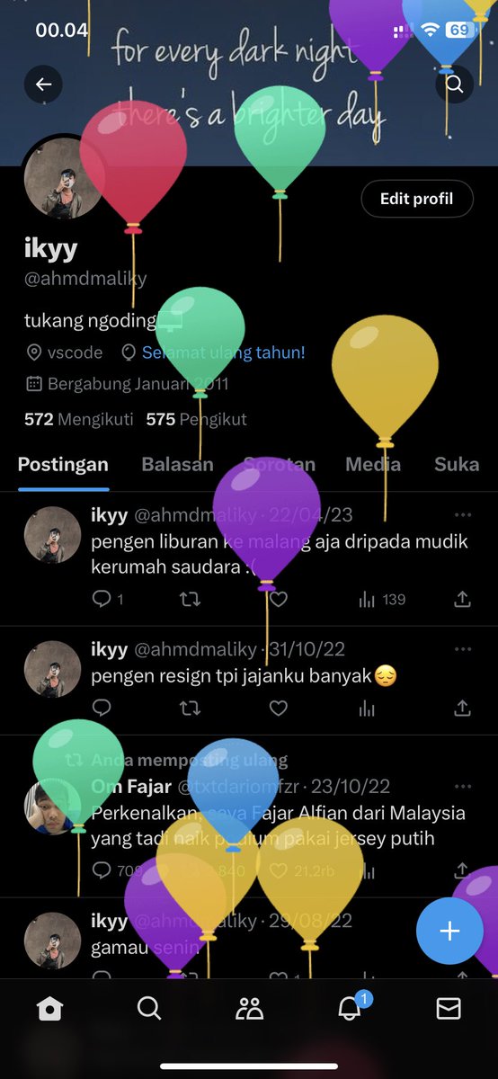 ahmdmaliky's tweet photo. siapa mau balon https://t.co/DDeitj8QLt