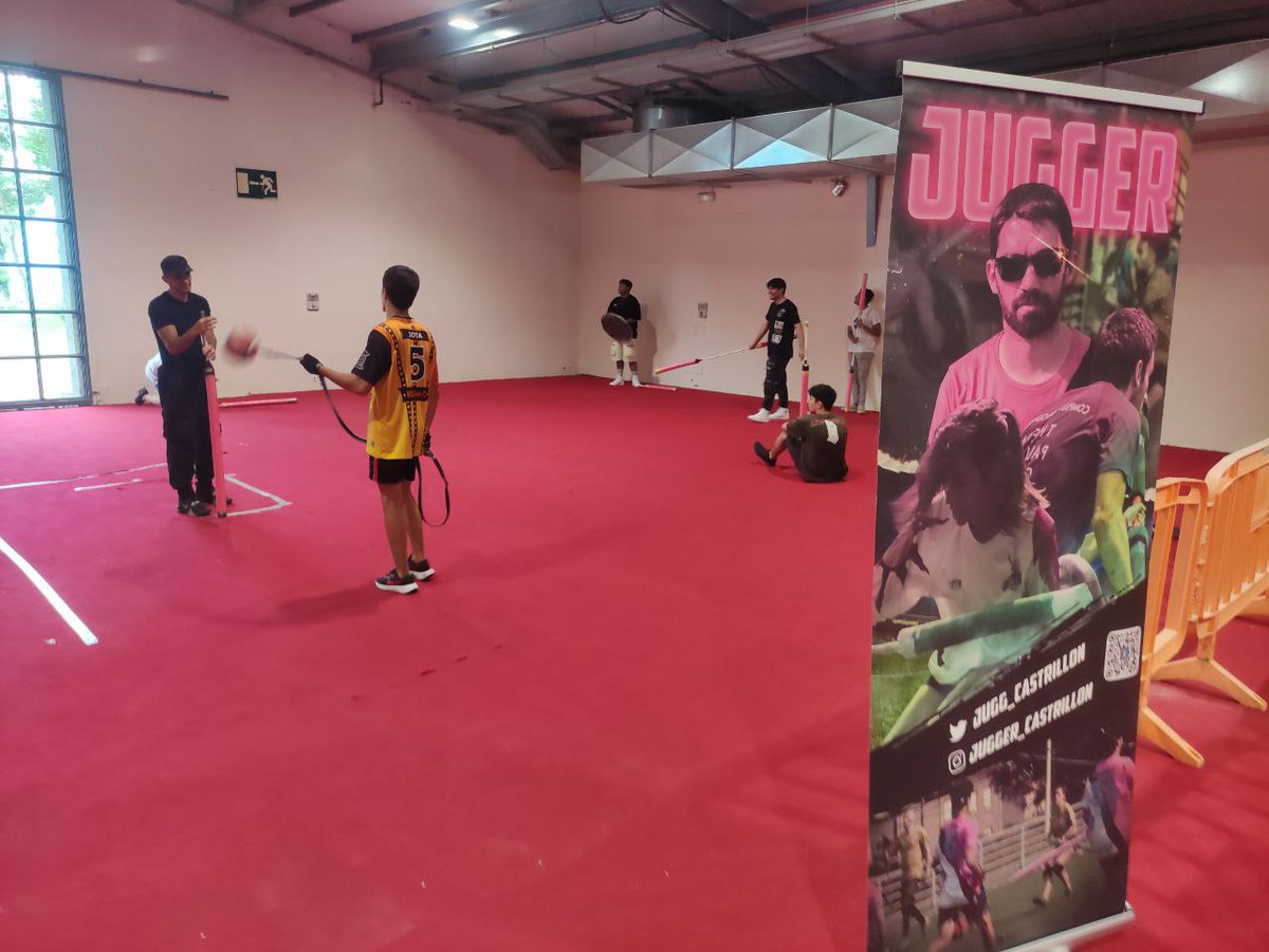 Visita la Zona de Jugger en el Pabellón Festimarket si quieres probar este deporte que combina el rugby con el softcombat 🏉

Si os interesa hablad con <a href="/Jugg_Castrillon/">Jugger Castrillón</a> y podréis descubrir como apuntaros y qué clubs hay en la ciudad 😁 

#CometCon23
