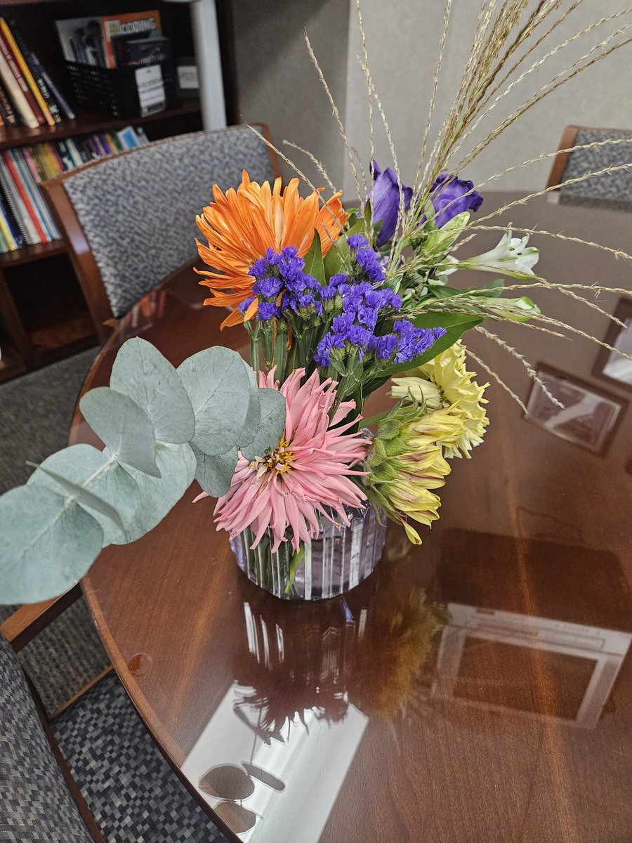 Mr Renaud (@chcprinc_renaud) on Twitter photo Our admin team got a surprise thank you from our teachers this morning! Blessed to work with such an awesome staff and a greatway to start a friday. <a href="/TThomps_ed/">Tonja Thompson</a> <a href="/CHC_Mr_Johnson/">Jeremy Johnson</a> #wearewayne Our admin team got a surprise thank you from our teachers this morning! Blessed to work with such an awesome staff and a greatway to start a friday. <a href="/TThomps_ed/">Tonja Thompson</a> <a href="/CHC_Mr_Johnson/">Jeremy Johnson</a> #wearewayne