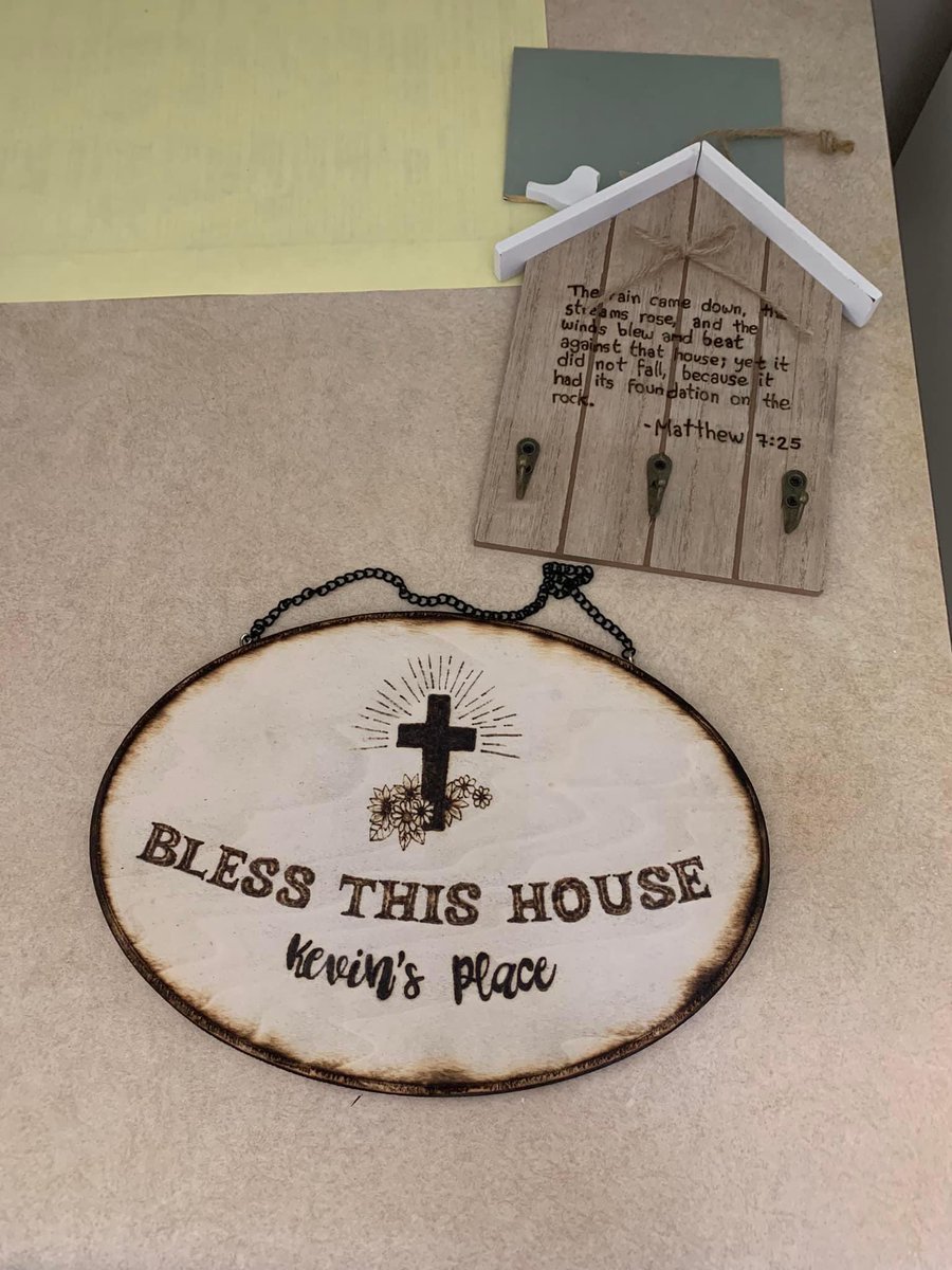 CampMarjorie1's tweet photo. Please join the Neighbours for Neighbours Housing Alliance in welcoming Kevin to permanent housing. From shelter to HOME. ❤️
#yqr #CitizenShift #HumanRights #Housing https://t.co/yTnD0O3iJ1