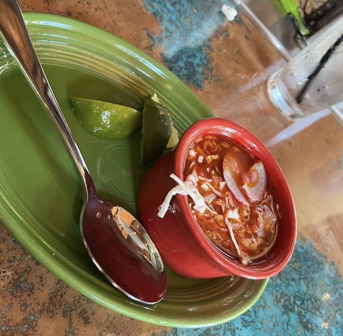 How about some soup this Sunday? 🥣

Rosalita’s Pozole is a rich spicy broth soup with hominy, red peppers and smoked pork topped with fresh onions, cabbage and radishes. Yum!

📷: @forever_me79