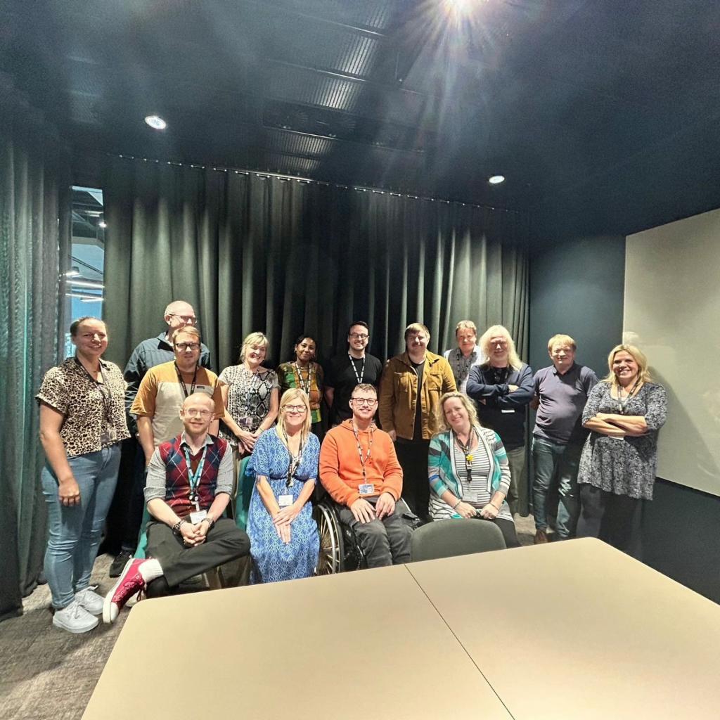 Final team photo! Today has been my last day in BBC radio wales. Had a blast, what a bunch of legends!! 

#bbc #bbcwales #bbcradio #bbcradiowales #broadcasting #bbcapprentice #radio #podcasting #bbcsounds