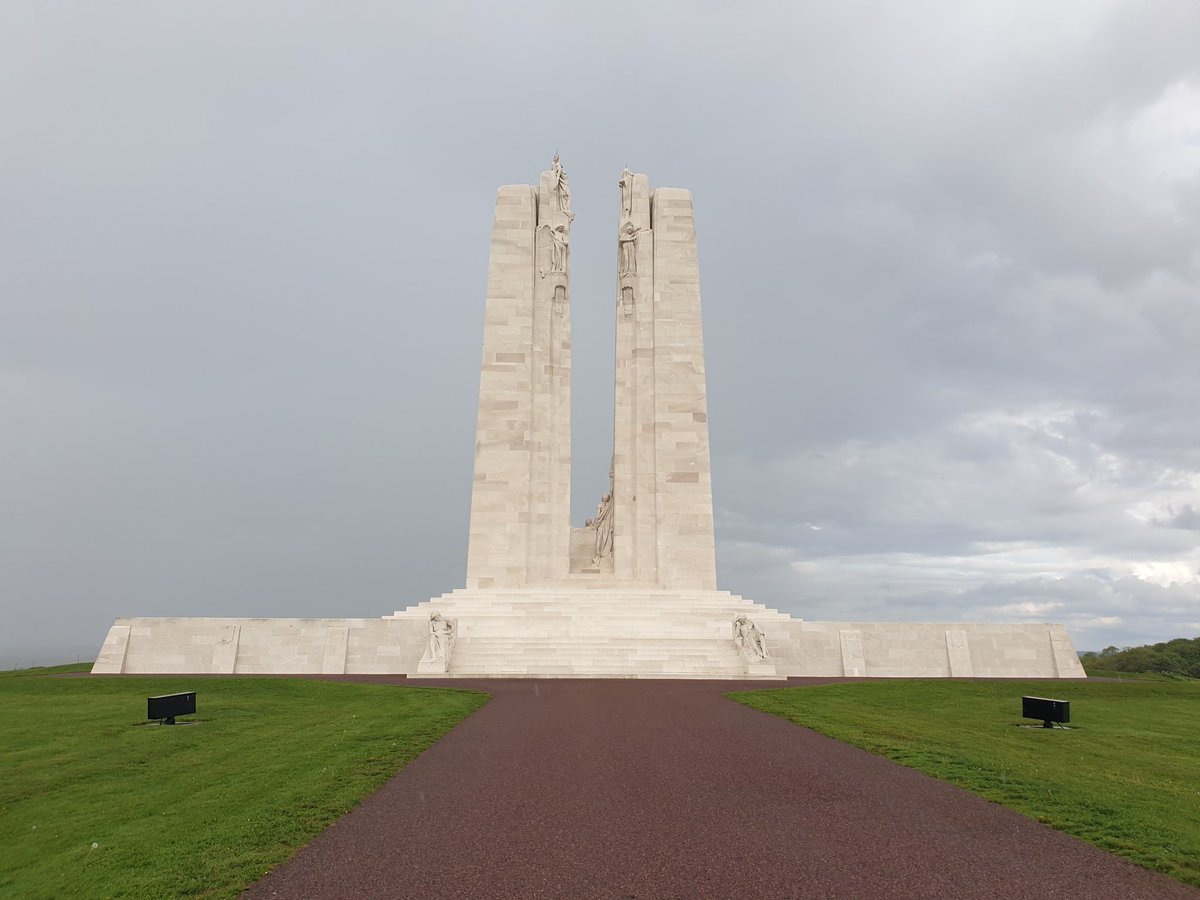 Cadets from <a href="/372Sqn/">372 (Barry) Squadron</a> this afternoon visited Mametz Wood (Welsh Memorial), Lochcarron Crater and Vimy Ridge Canadian Memorials in 🇫🇷.  Great guided tour by Canadian Students. <a href="/VeteransENG_CA/">Veterans Affairs CA</a> #whatwedo <a href="/aircadets/">RAF Air Cadets</a> #no1welshwing