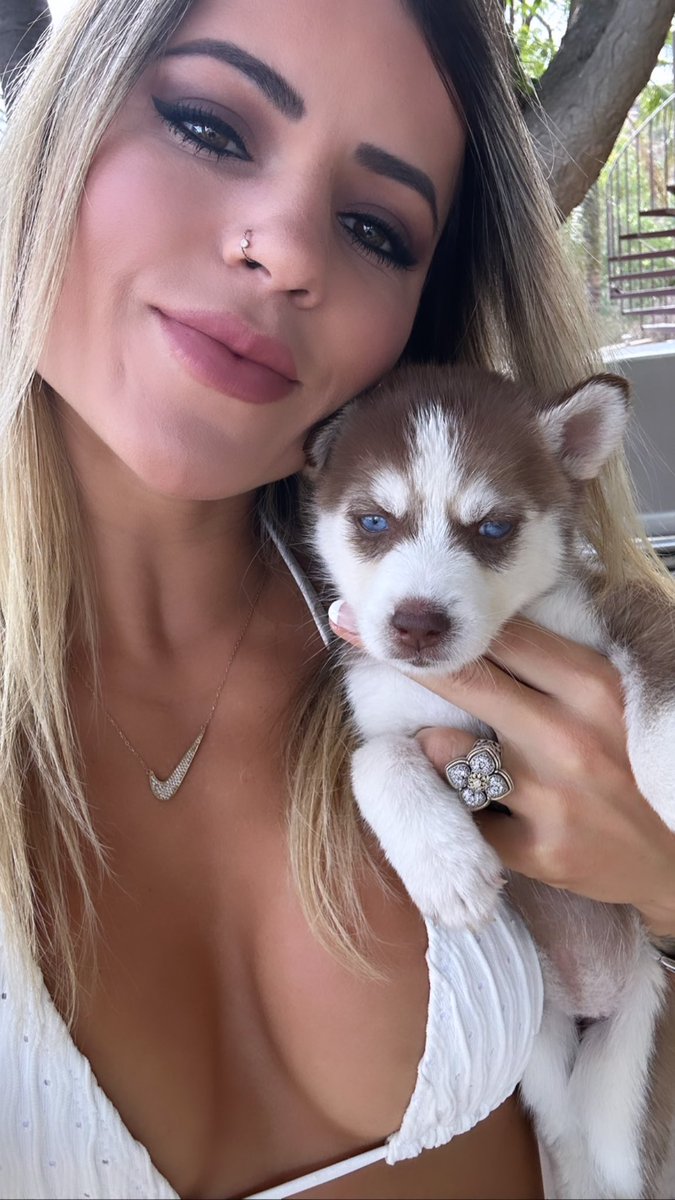 Sextouuuu e eu já tô pronta pro rolê 😈