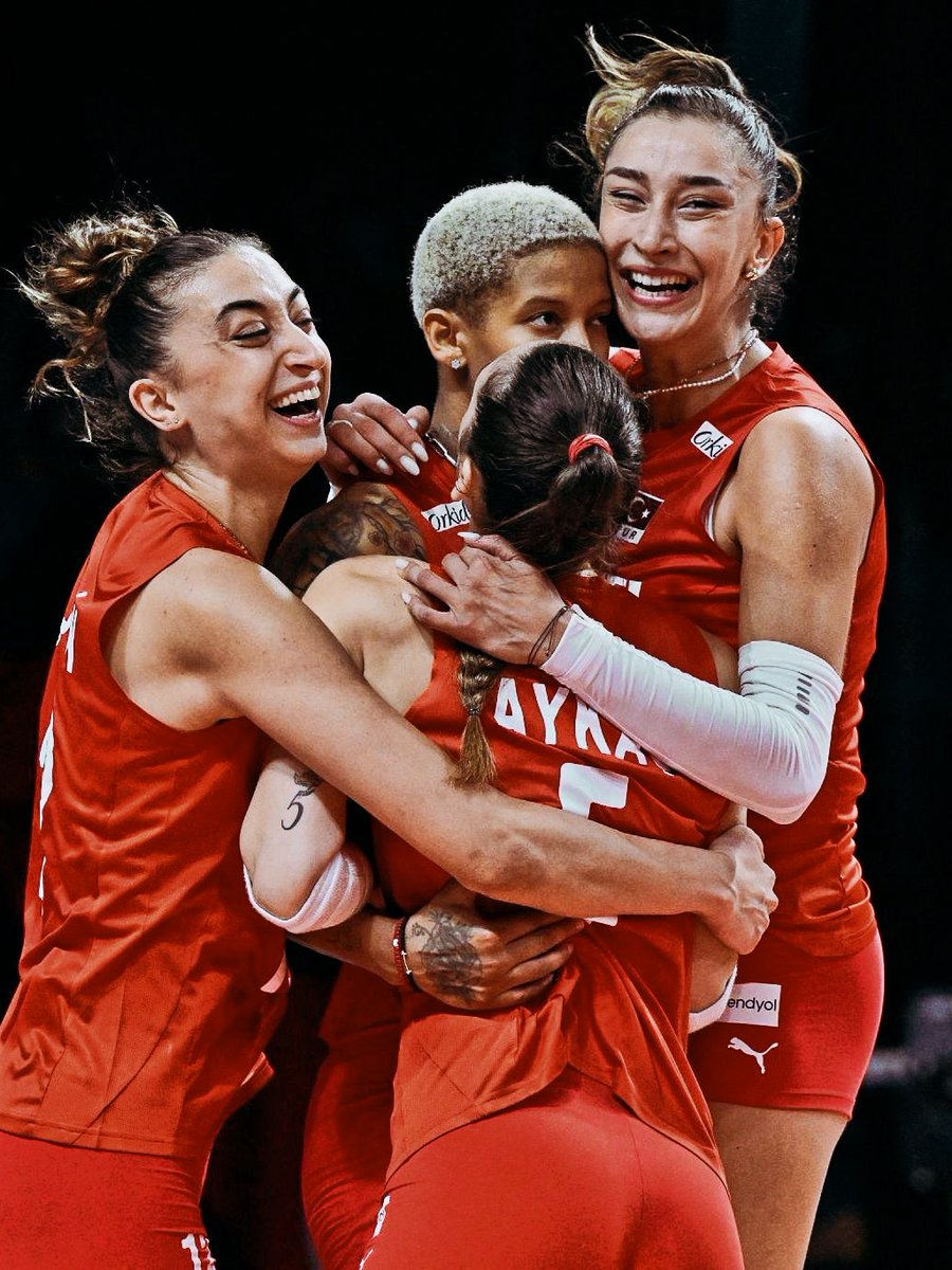 BİZ VOLEYBOL ÜLKESİYİZ. ❤️