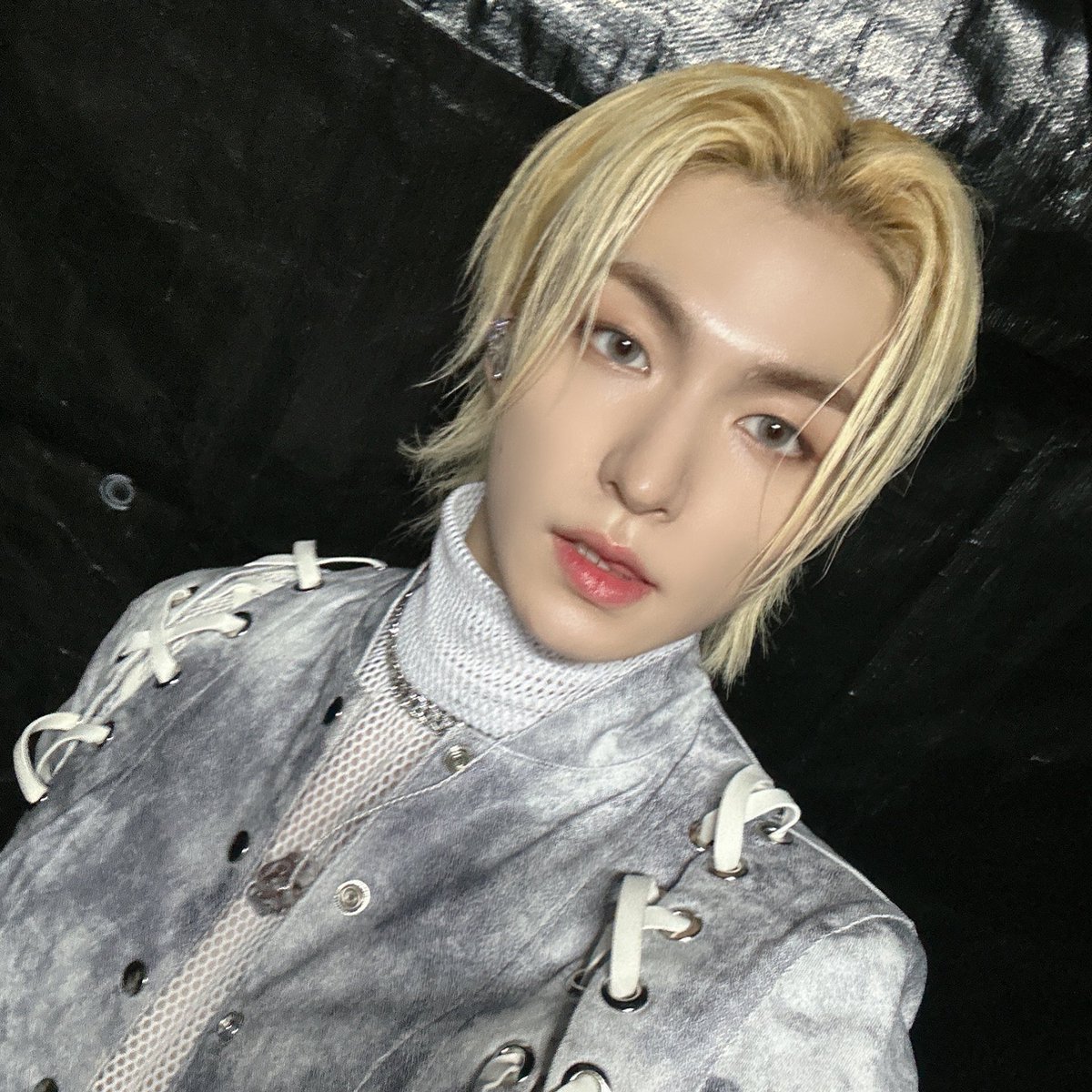 ELASTFrance_fan's tweet photo. ║01/09/2023║TWITTER
➥ Fighting à tout les danseurs qui ont participé à Beat One! Merci beaucoup aux ELRINGs qui nous ont soutenu aujourd'hui ❤️
⠀
#ELAST #엘라스트 #ROMIN #로민 #BEATONE #비트원
━━━
© @ELASTofficial
🇫🇷 ELASTFrance #🐧 https://t.co/L6fWNjnKH2
