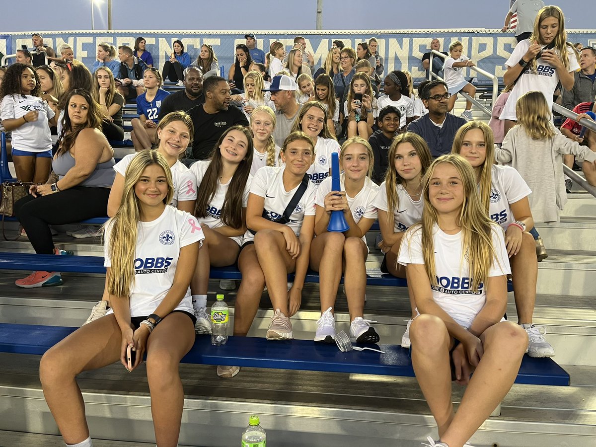 SLSGECNLRLGirls's tweet photo. Great time yesterday as all our girls programs attended the @SLUWSoccer  game last night! #SLSG #MTAG #morethanagame. ⚽️💪🏾💢 https://t.co/D9muMDGChX
