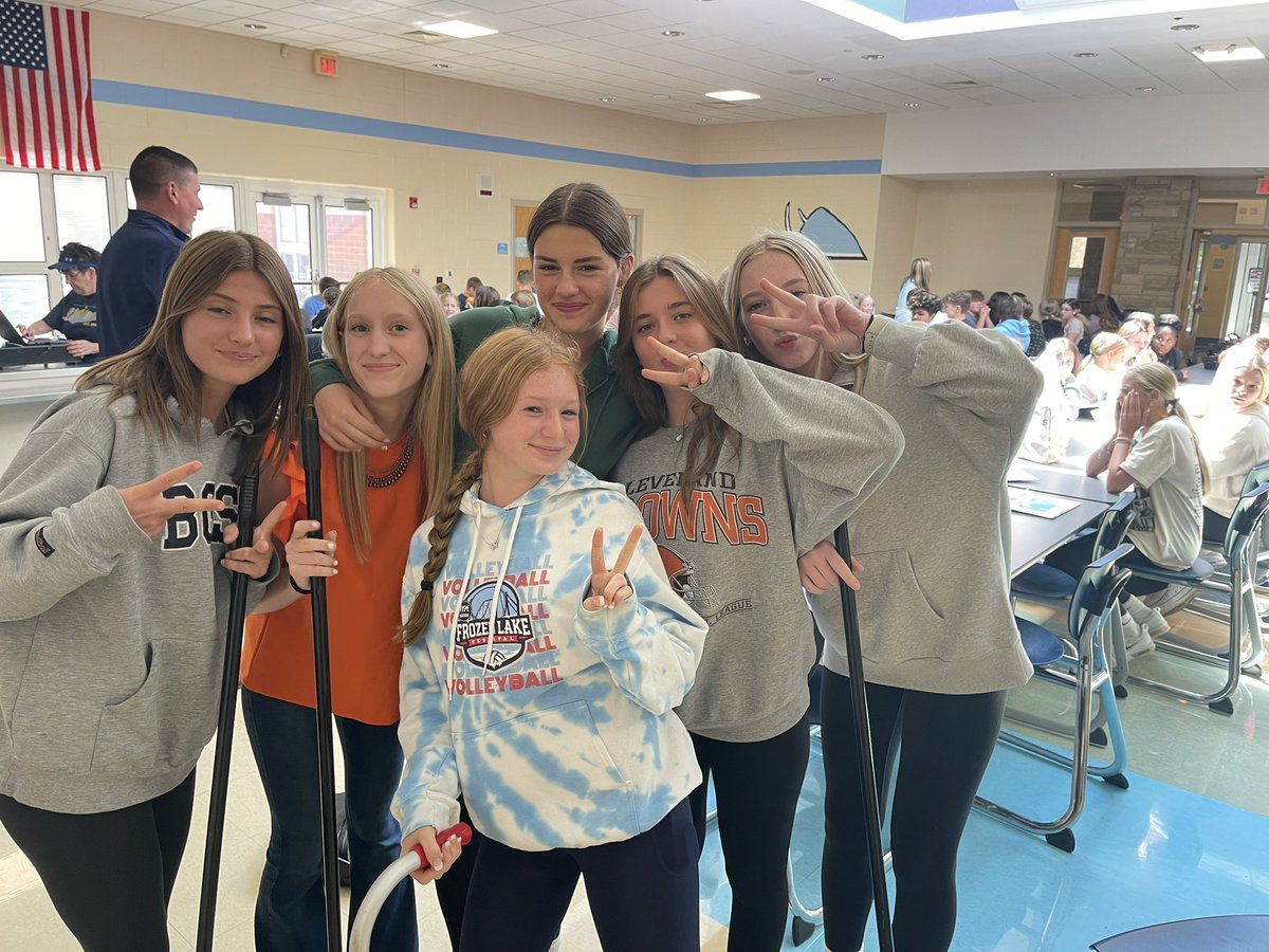 Mike Davis tweet media