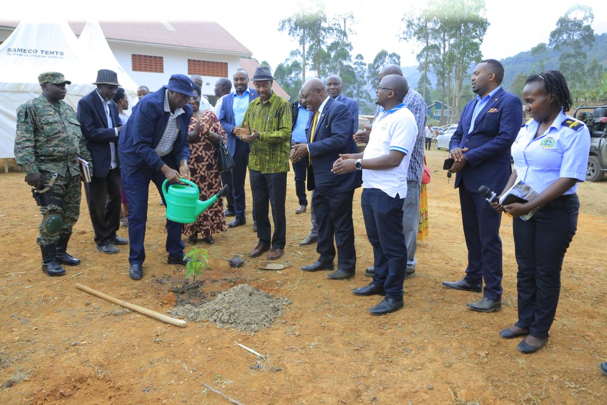 I concluded my 3 day monitoring visit with commissioning of Kabeihura Farmers Ltd in Bushenyi and Kigezi Dairy Cooperative Society Ltd in Kabale District.

The Cooperatives are doing value addition, processing yogurt &amp; contributed to increased members income at household level
