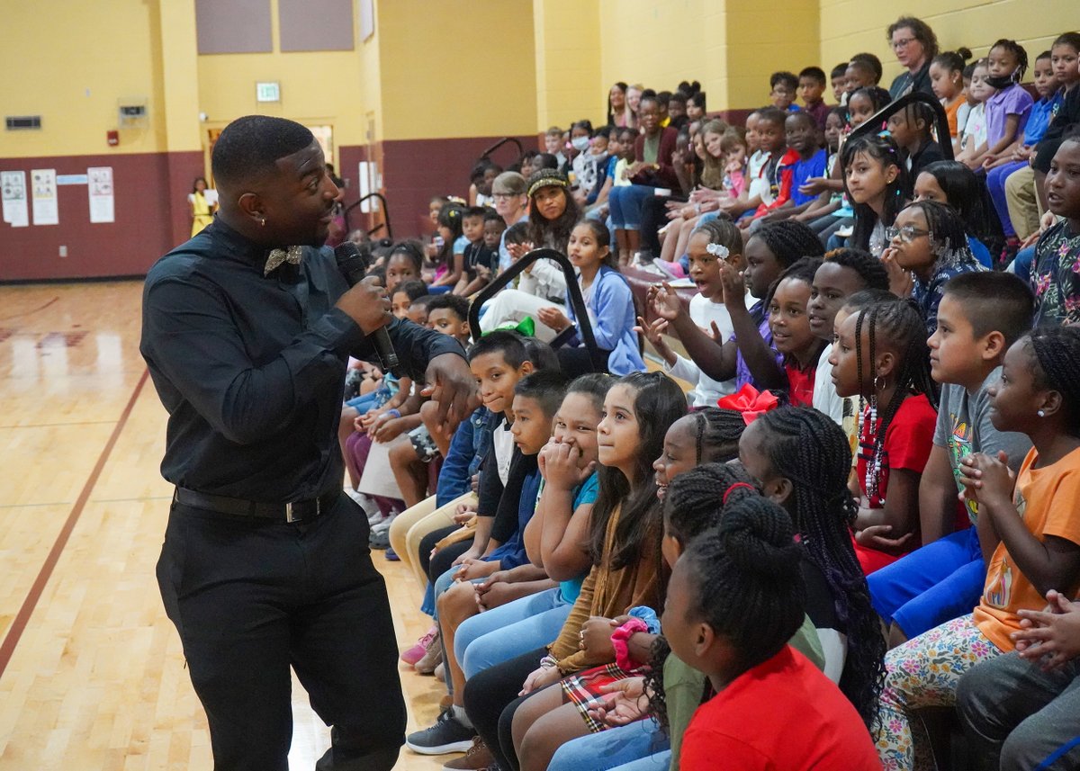JEFCOED's tweet image. 🏆📚 Academic Excellence! 📚🏆This morning, @BrightonJEFCOED recognized students who achieved top scores on the #ACAP assessment. 🌟 These bright minds have met or exceeded grade-level expectations! Soooo proud👏 #AcademicExcellence #BrightFutures #BrightInBrighton @aishalbryant