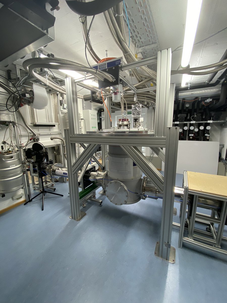 harriet_oxinst's tweet photo. The absolute highlight of my week has to be visiting the last system I worked on as a quantum engineer, installed at @quantumWMI!
Working on a > 6.5 m cryogenic link for #QMiCS was lots of hard work but lots of fun!
Last time I saw it = March 2020 leaving the factory!
@oxinst https://t.co/SEyCiStrhL