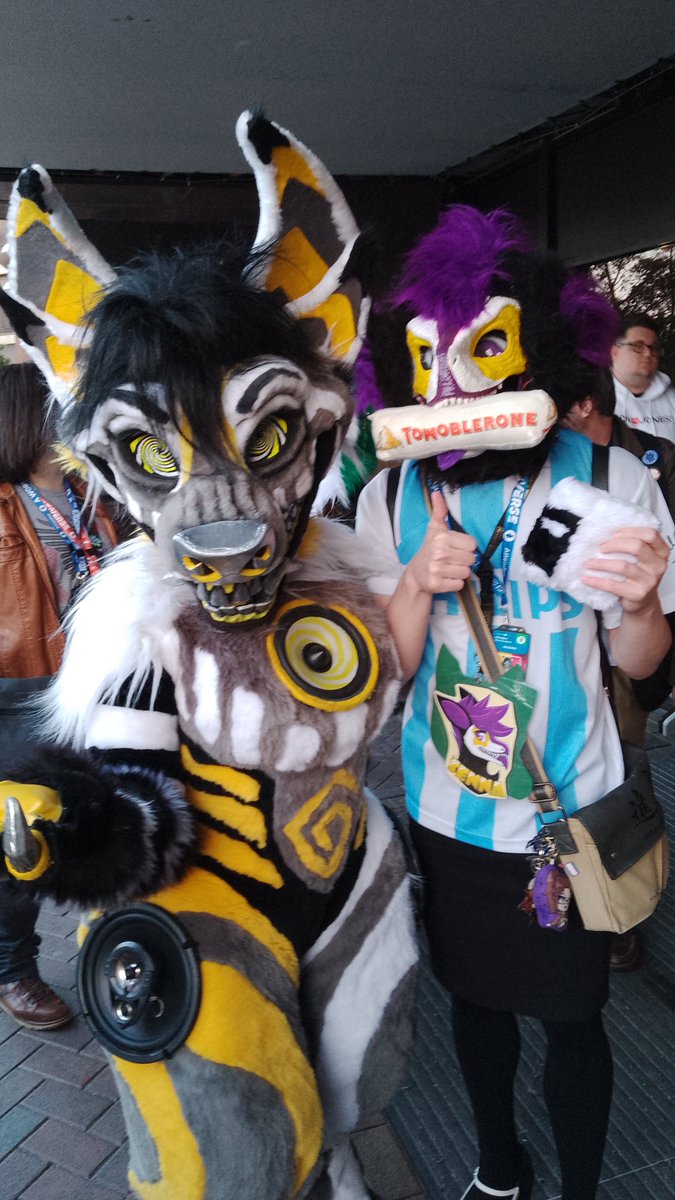 MetalGearHazumu's tweet photo. @Pineappl3_Tiger @AshTheHellHxund @Noha_Kitsune @CyndroStarFire @Gumdrop_Dragon Yay! Registered for CFz 2024 and got badge number 555!
I met Bass at this years CFz. One of the best fursuits ever.
Bass - @Beautyofthebass
#ConFuzzled #ConFuzzled2023 #CFz2023 #CFz23 #RaptorMask #Furry #Fursuit #Fursuiter #FurryFandom #FurryCommunity #Fursona #FursuitFriday https://t.co/DhjGQZpduf