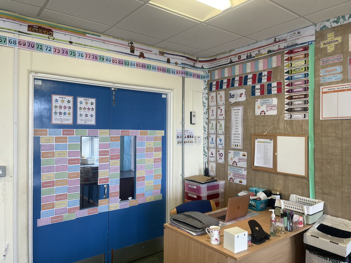 MissBow23's tweet photo. My first ever classroom is taking shape🥰 I’ll probably realise a lot of it is pointless but HEY🤷🏼‍♀️ you gotta start somewhere 🤷🏼‍♀️🤣 https://t.co/CYRmbnddf6
