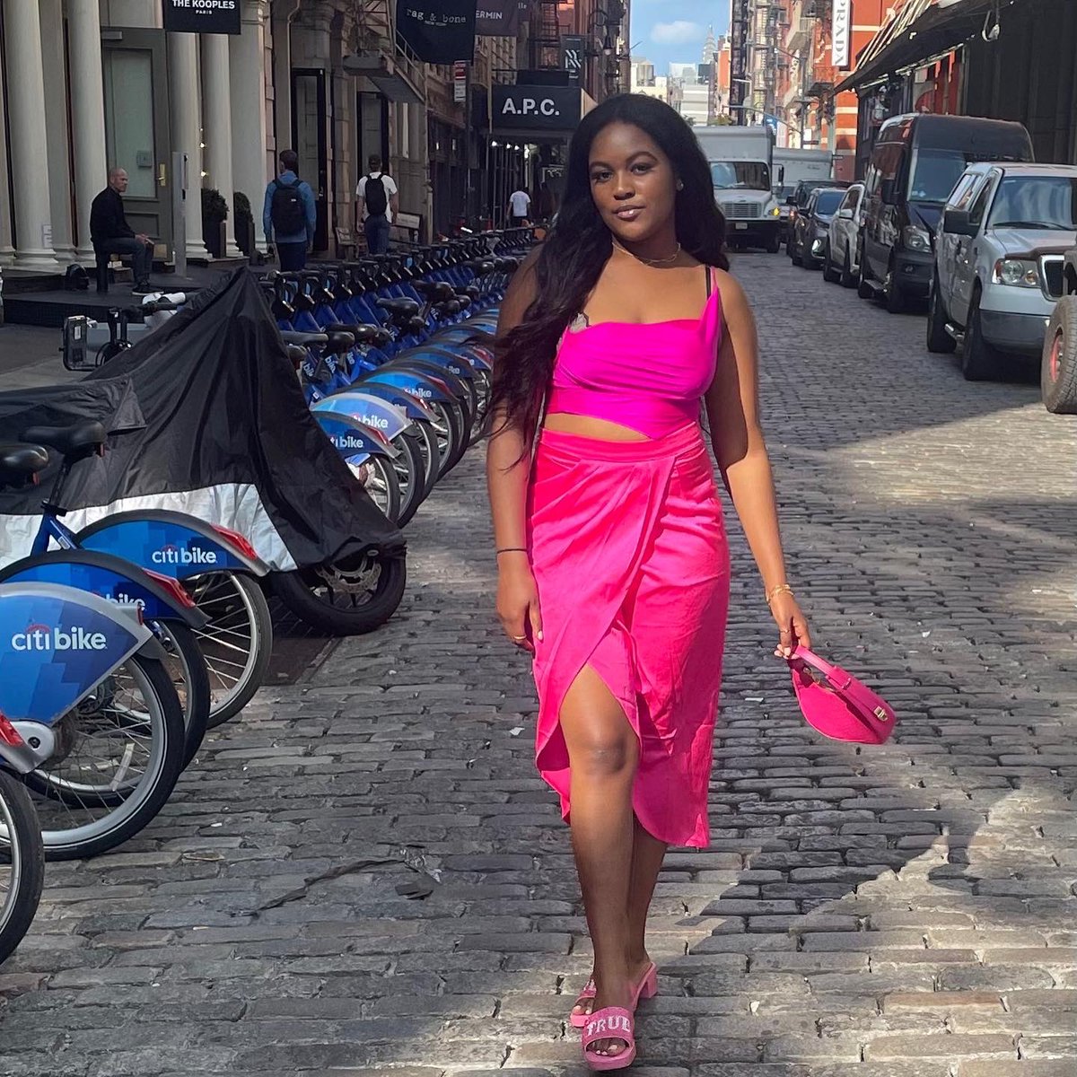 tataroyals's tweet photo. Pink is always a vibe💕💕💕
.
.
.
.
.
.
.
.
.
.
.
.
.
.
.
#fashionweek #colorfulfashion #silkdress #pintrestgirl #colorfuloutfit #styleinspo #feminineurge #feminine #softgirlaesthetic #tataroyals #pinterestinspired #stylecreator #fashioncreator #nyfw https://t.co/Vjgm0NIIoR