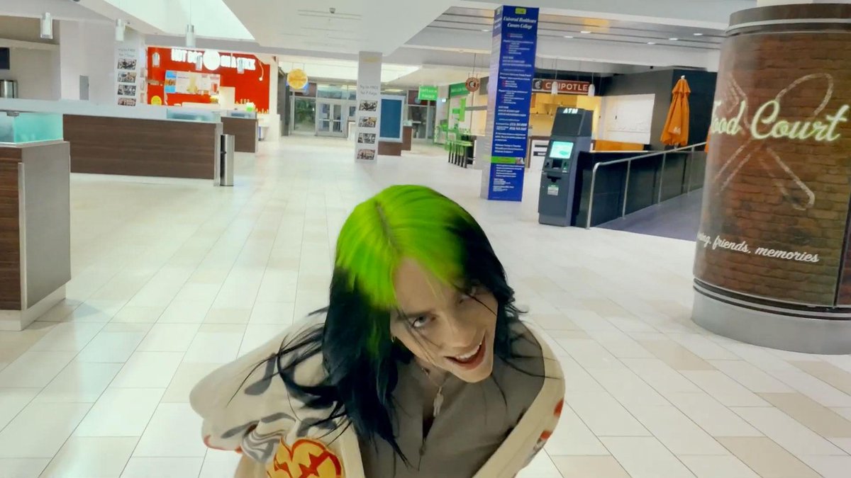 that one time Billie Eilish came through (or should we say ran through?) for her "Therefore I Am" music video... We love that song but we may be a little biased 😛 #FlashbackFriday