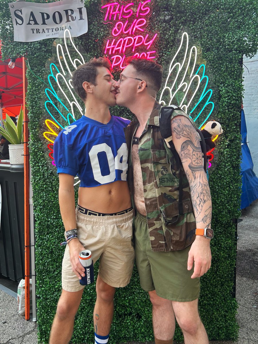 keagan_xxx's tweet photo. i’m the opposite of a sour patch kid.
cumming soon with @JoeyMillsXXX https://t.co/gyX7ZWRogl