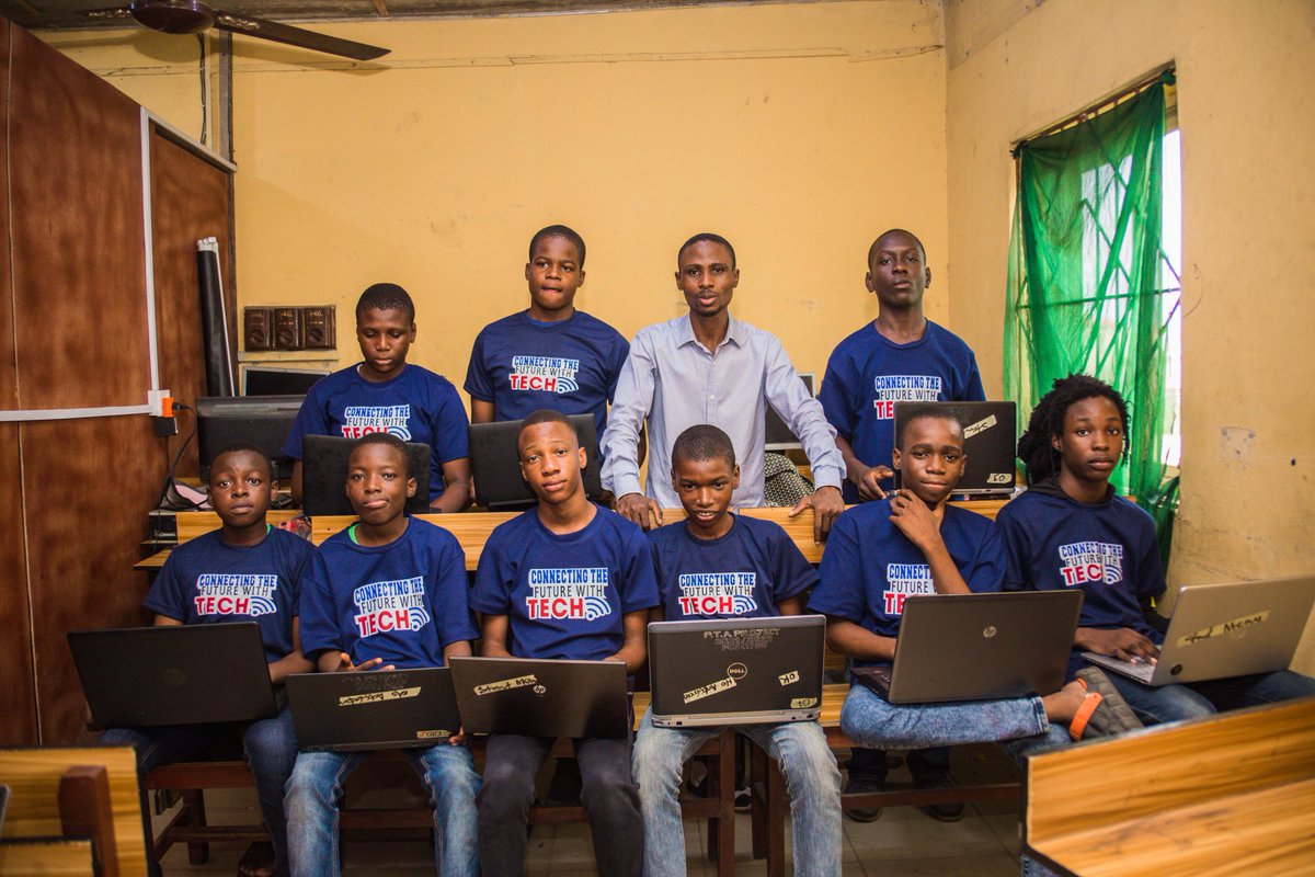 access_impact's tweet photo. We are so proud of our students as they are taking over the tech industry. 

Swipe through these snapshots to catch a glimpse of the moments that unfolded during the training.

#accessimpactmediatech #endlesspossibilities #jobfair #futureintech #empoweringsuccess #ai https://t.co/4lzkwQwXw2