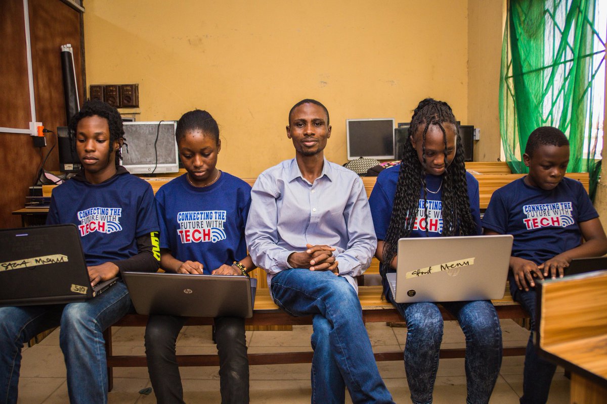 access_impact's tweet photo. We are so proud of our students as they are taking over the tech industry. 

Swipe through these snapshots to catch a glimpse of the moments that unfolded during the training.

#accessimpactmediatech #endlesspossibilities #jobfair #futureintech #empoweringsuccess #ai https://t.co/4lzkwQwXw2