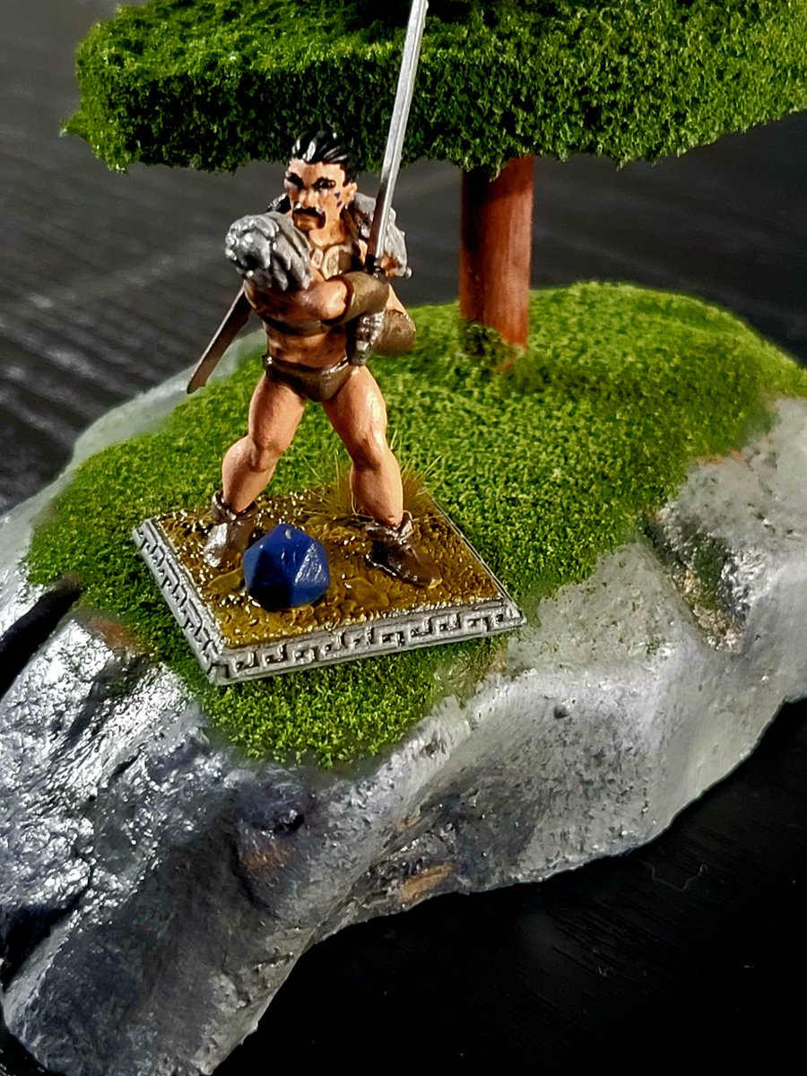 RF_Initiative's tweet image. I painted this for one of my players. He downloaded and printed this from @HeroForgeMinis for our upcoming Curse of Strahd playthrough. Obviously painting is not my specialty, especially the tiny ass numbers on his d20. Good enough for the table though
#tableready #DnD