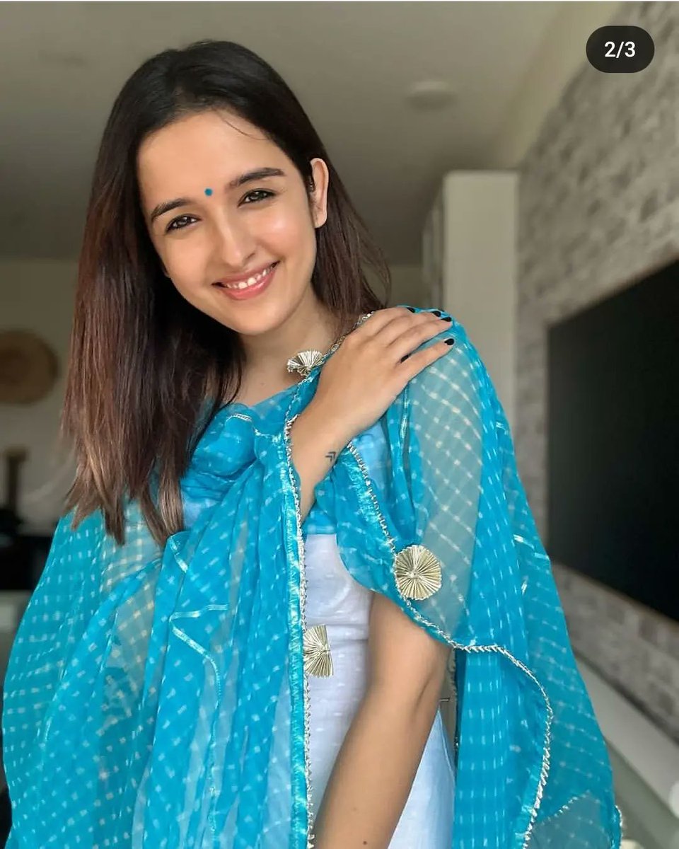 Sathya1922000's tweet photo. So beautiful pic of @ShirleySetia 💖 
#teamshirley #shirleysetia 
@BibssShirley @iNatashaSingh @RiyaaShirley @Sagar_Barapatre @jaydeepsudani22 @pp_pravesh @Rishadhussain4 @k_venkatprasad @itsKishankk @Geet143Music @MehakSeth3 @paayuhart @JoannaMDC15 @mad_kingAk14 @aakesh_garg ☺️ https://t.co/jPU3PkfkDa