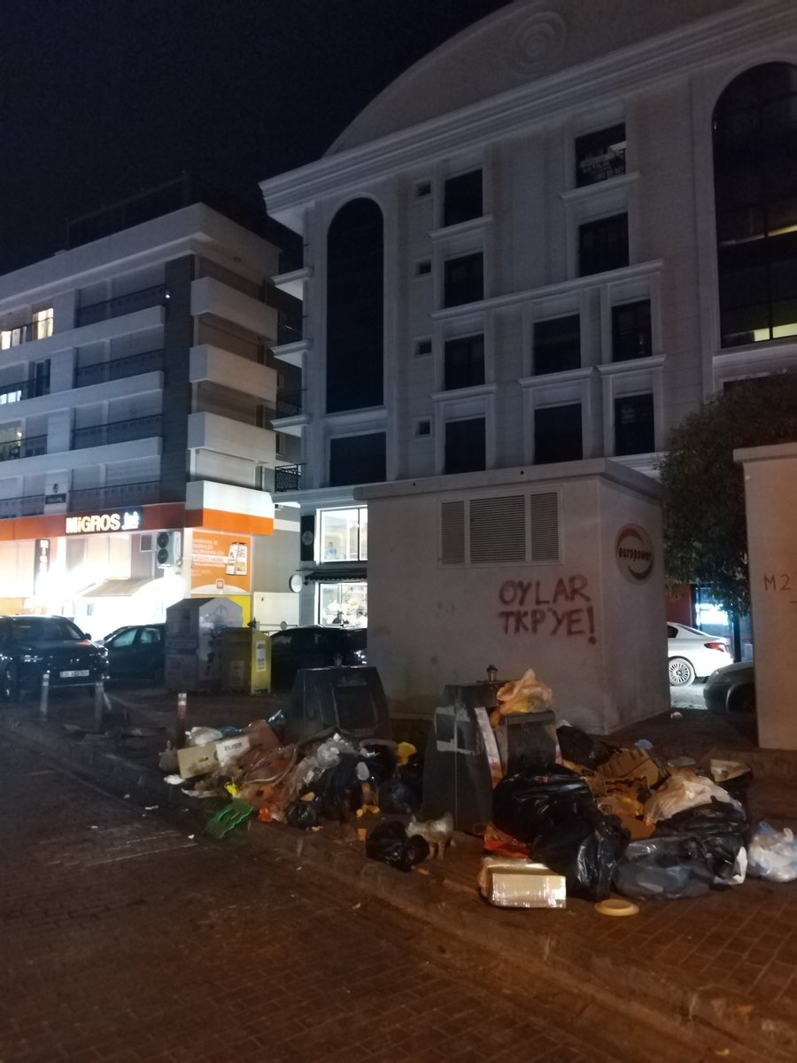 Belediye neredesin ? <a href="/karsiyaka_bel/">Karşıyaka Belediyesi</a> <a href="/drcemiltugay/">Dr. Cemil Tugay</a>