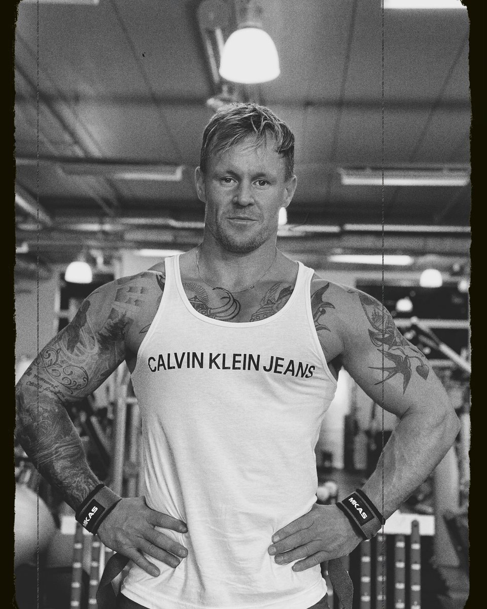 Grepsstyrke kan være nøkkelen til et lengre og bedre liv? Forskning har funnet en spennende sammenheng mellom din grepsstyrke og forventet levetid. 💯📈

Solid grepsstyrke kan være en indikator på generell helse, velvære og funksjonsevne. Studier har vist at eldre personer med