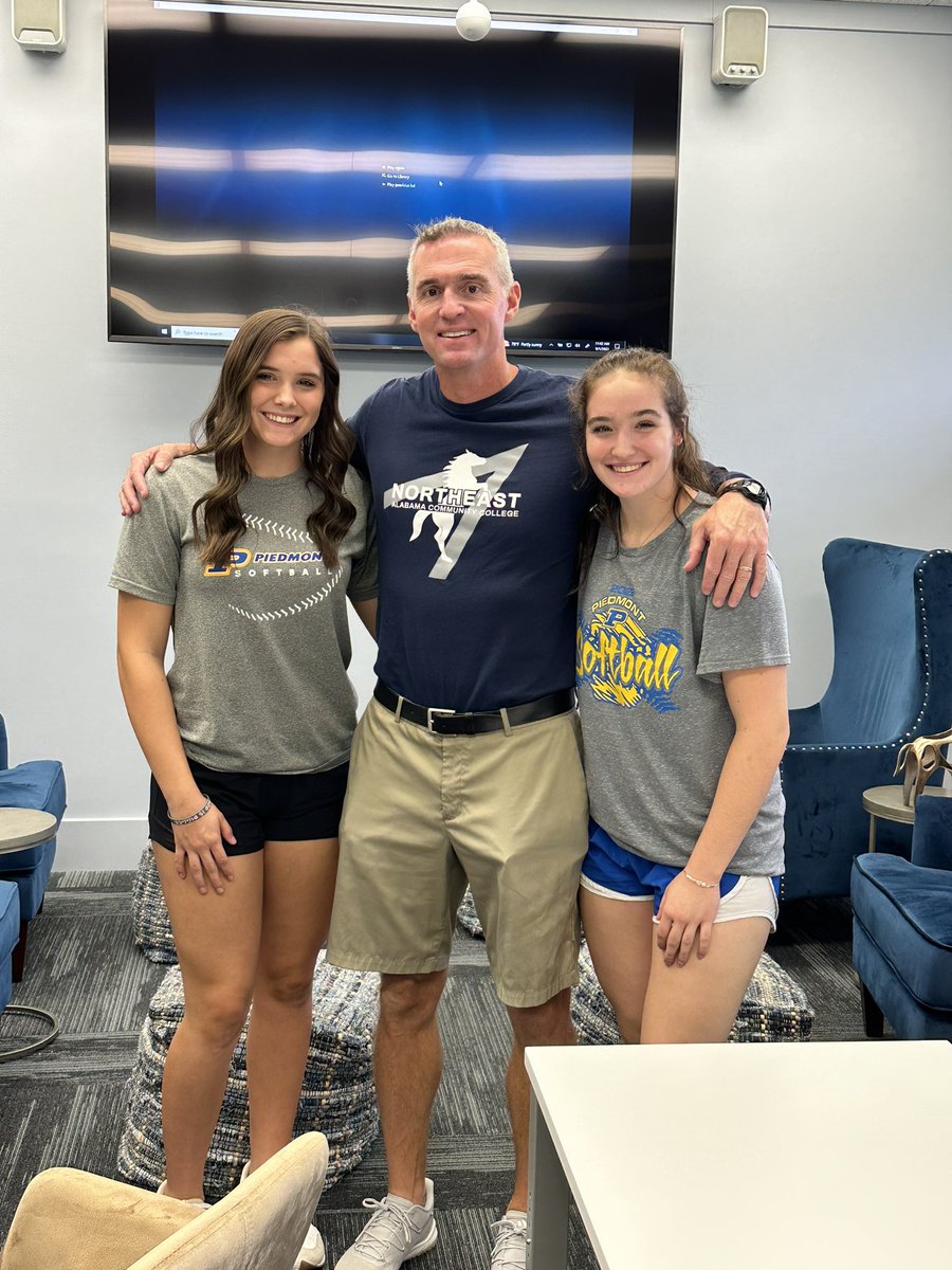 Had a great visit today at Northeast Alabama Community College with coach <a href="/JoeGuth08812179/">Joe Guthrie</a>! Thank you for having me!