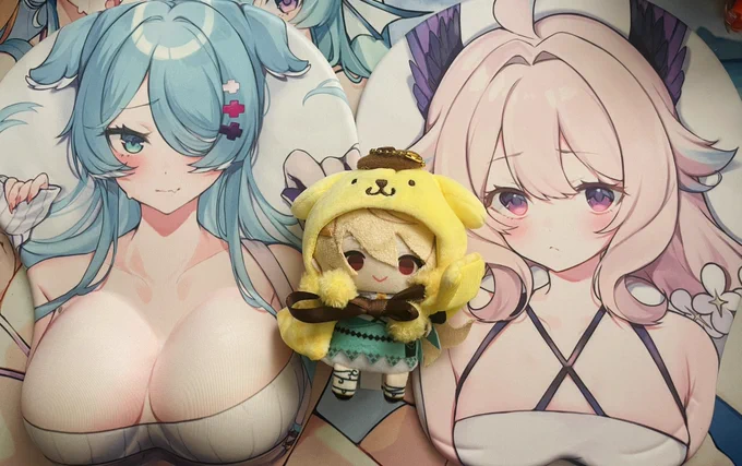 Enna mousepad debuting at  #ANIMEImpulseOC2023 !! 