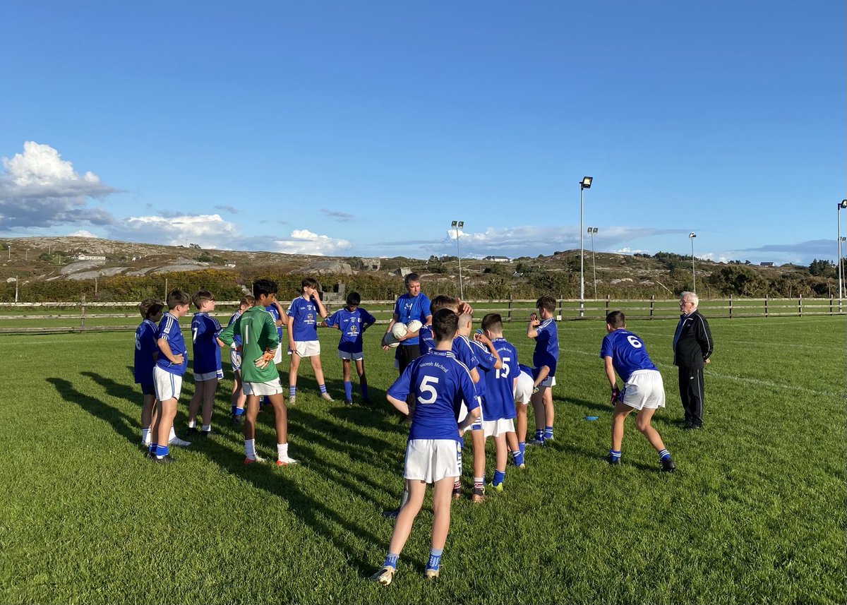 First U14 League match of the year vs ⁦@clganCrua⁩ - tráthnóna álainn thiar sa gCeathrú Rua. 💙❤️