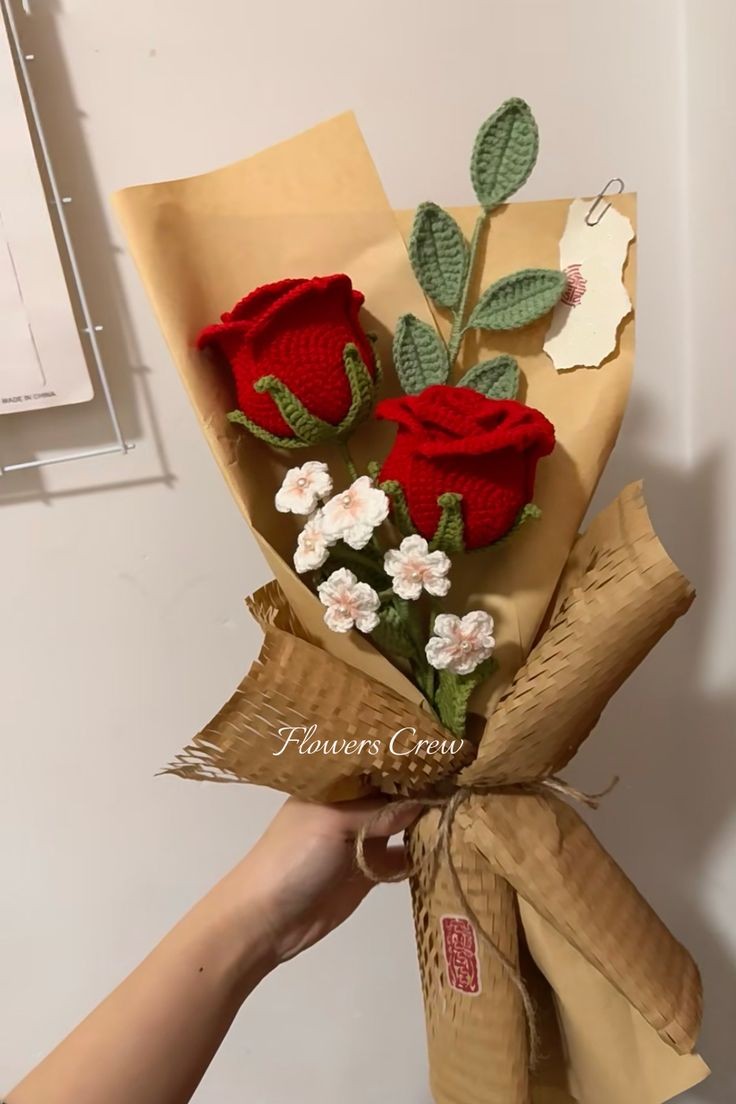 smileforfree_'s tweet photo. Voy a vender ramitos de flores en crochet para ahorita en amor y amistad, no hay fotos pero me quedan lindas así que imaginenselos así y encarguenme uno. https://t.co/iRyQSYMKPX