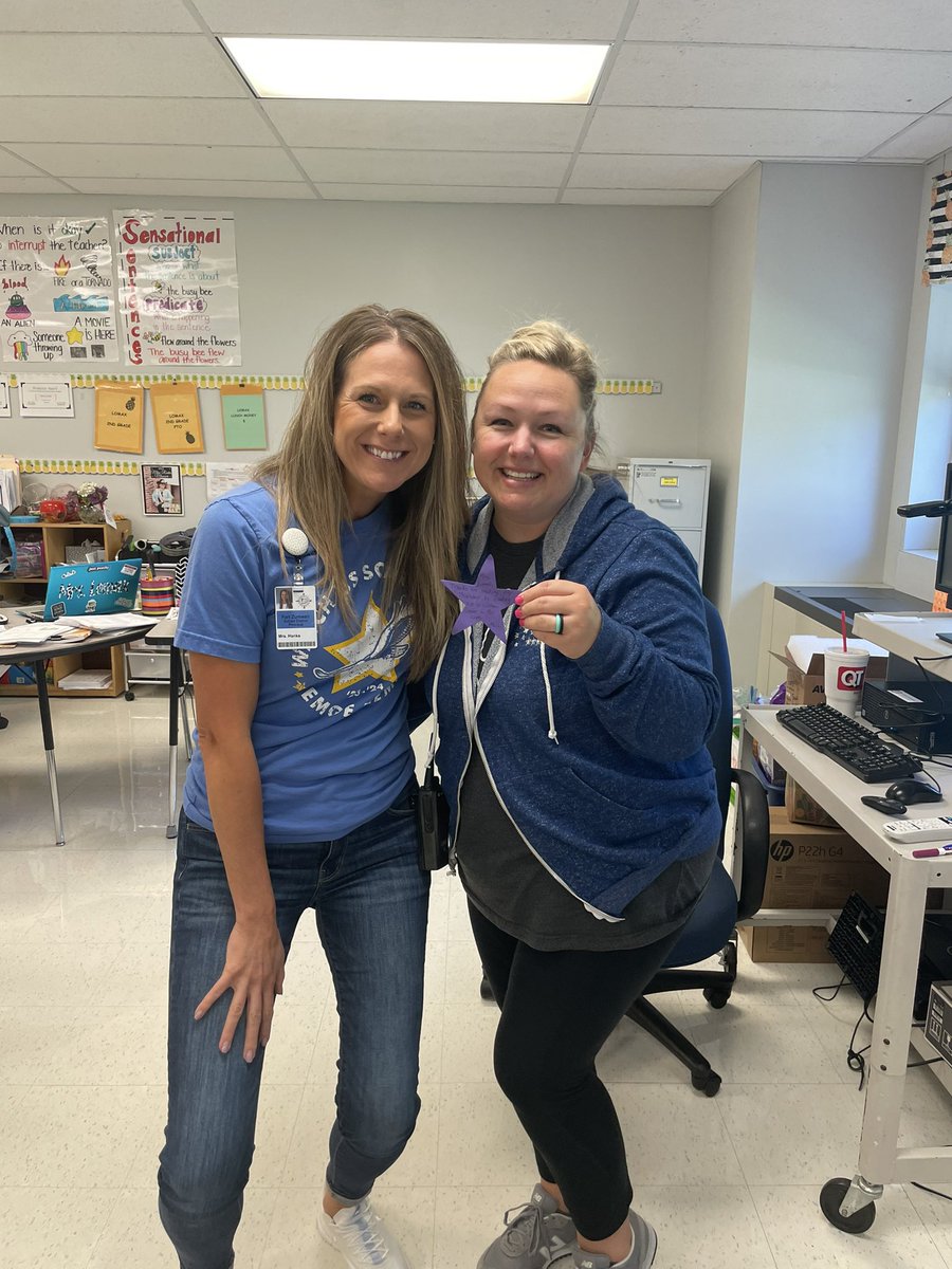 ZumEmge's tweet photo. Mrs. Lomax received a Star Confetti, so we called her husband to share the news! Way to go! #Emge #EmgeStars #StarLeader #RelentlesslyPositive https://t.co/0wSaT5jJk3