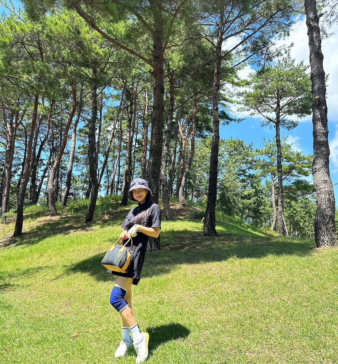 wanna_with0813's tweet photo. 🐥230901 慧潾更新IG
晴朗的天氣🌞 到了高爾夫的季節了和美好的人們一起穿上花衣這就是幸福啊🙏 #맥케이슨 #mckayson #mckaysongolfwear
@ mckayson_official https://t.co/PwPllrejDO